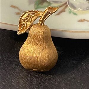 1960’s Crown Trifari Brushed Gold Tone Pear Brooch